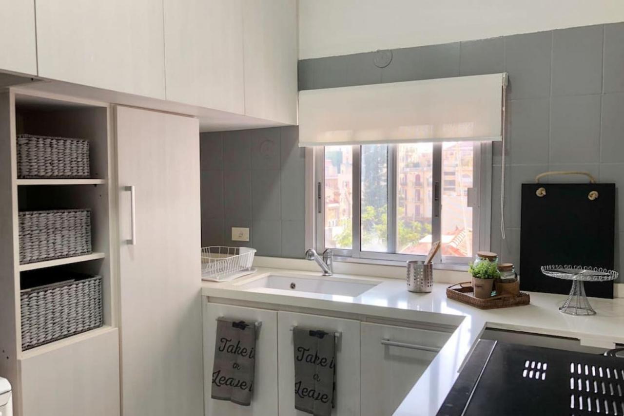 Lovely 2 Bedroom In Gemmayze * Beirut